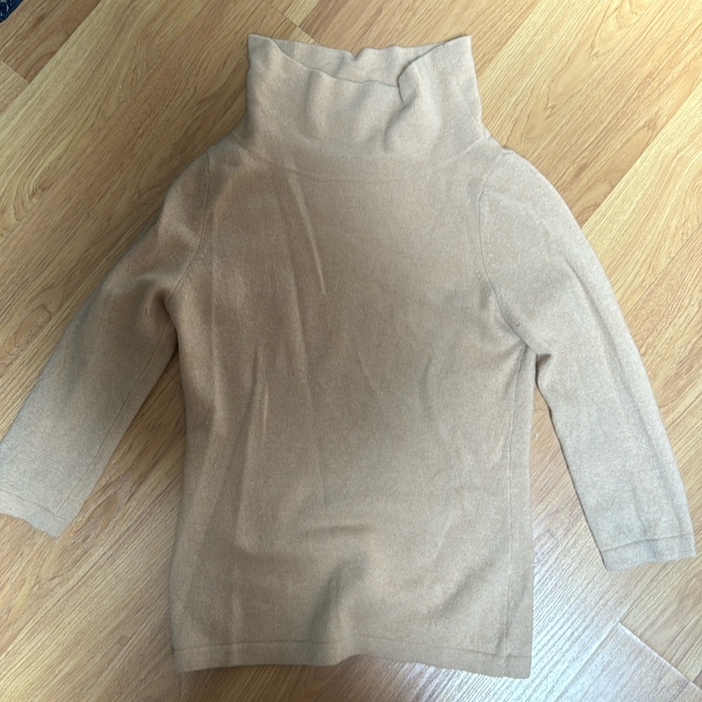 Cashmere sweater
